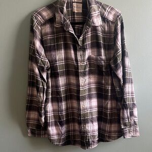 American Eagle Outfitters Green Black and White Plaid Shirt